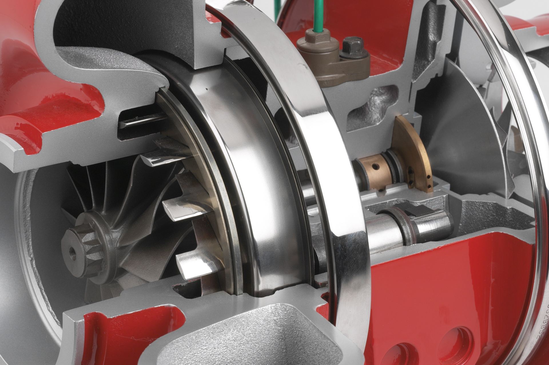 Turbocharger cross-section: compressor wheel, shaft and bearing assembly